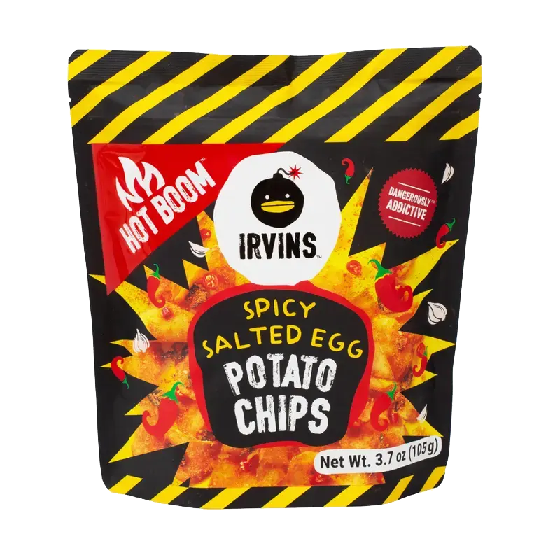 IRVINS Potato Chips – Spicy Salted Egg packet