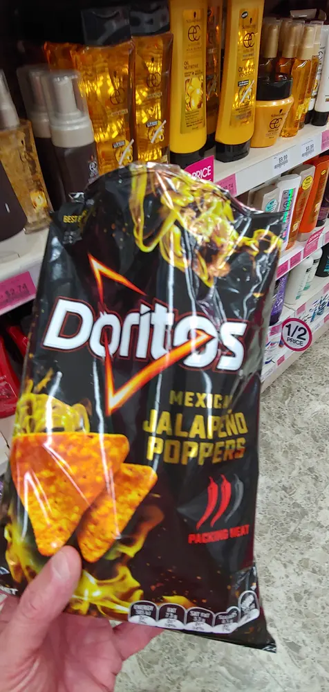 Doritos Corn Chips – Flamin’ Jalapeño Poppers packet