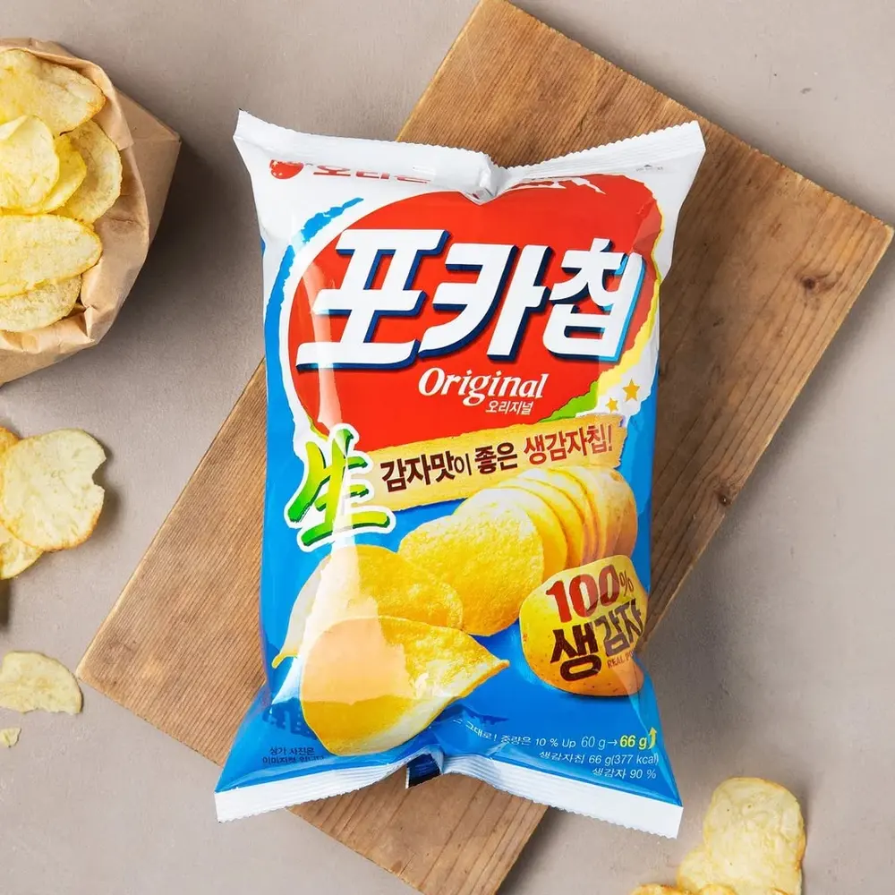 Blue Korean Orion Poca Chip Original bag displaying golden potato chips and Korean lettering.