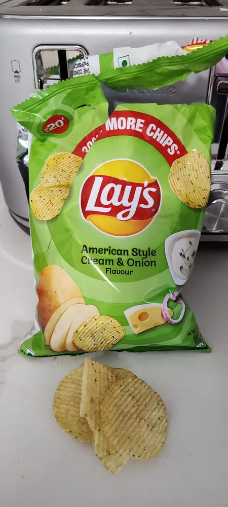 Lay's American Style Cream & Onion packet